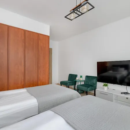 Comfortable With Balcony In By Rent Like Lägenhet Kraków
