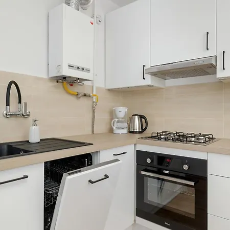 Comfortable With Balcony In By Rent Like Kraków