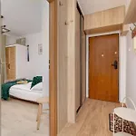 Comfortable With Balcony In By Rent Like Apartmán Krakov