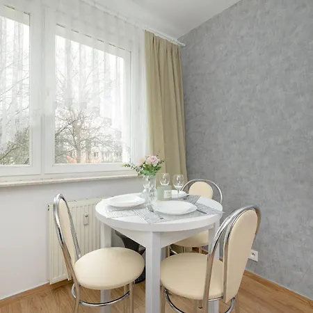 Apartman Comfortable With Balcony In By Rent Like